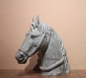 Escultura Clásica de Busto de Caballo en Resina de Poliéster para Decoración de Bodas de Lujo y Eventos Temáticos - Product Image 3