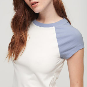 T-shirt court décontracté à col rond pour femme, avec logo personnalisé, imprimé estival, coupe ample, respirant, écologique, infroissable, en satin teint uni - Product Image 1