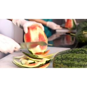 น้ำมะพร้าวแตงโม1000มล. ดื่ม12ขวดต่อกล่องขวด PET OEM OEM OEM OEM ฉลากส่วนตัวของบริษัทผลิตจากโรงงานปลอดจีเอ็มโอ - Product Image 5