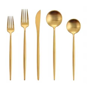 Ensemble de couverts en laiton faits à la main, finition dorée, ensemble d'ustensiles de table élégants pour restaurant, hôtel, banquet, dîner - Product Image 3