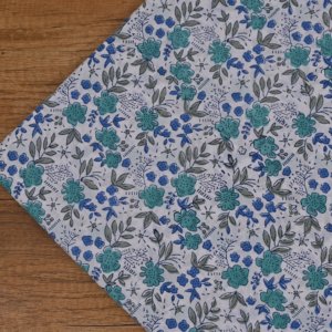 Tela de Algodón Blanca Tejida a Mano, Transpirable y Ligera, con Estampado de Bloques de Flores y Hojas en Azul y Verde para Vestidos Kurtis y Manualidades - Product Image 5