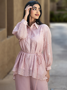 Conjunto de 2 Piezas Rosa para Mujer, Camisa y Pantalones Anchos, Atuendo Musulmán Modesto, Traje Elegante con Cinturón, Cuello en V, 100% Poliéster - Product Image 5