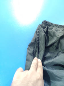 กางเกงวอร์มกีฬาผู้ชายคุณภาพสูง น้ำหนักเบา กันลม สไตล์สตรีทแวร์ ผลิตจากโพลีเอสเตอร์ กันน้ำ กันยับ มีเชือกผูก - Product Image 5