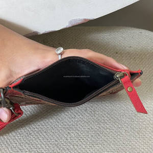 Cartera de Cuero Genuino de Lujo Hecha a Mano con Diseño Floral, Mini Cartera con Cierre para Monedas y Tarjetas ATM, Ideal para Compras - Product Image 6
