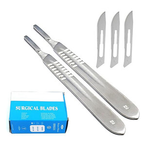 Cuchillas Quirúrgicas de Precisión y Mango de Bisturí Estéril Surgi para Procedimientos Médicos, Acero Inoxidable de Alta Calidad, Desechables - Product Image 1