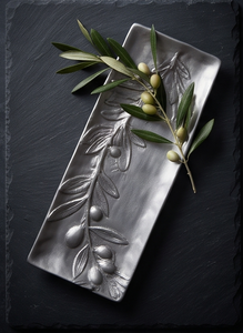Plateau de service en métal massif motif branche d'olivier argentée, finition texturée, article de vaisselle pour cuisine et salle à manger, en stock - Product Image 5