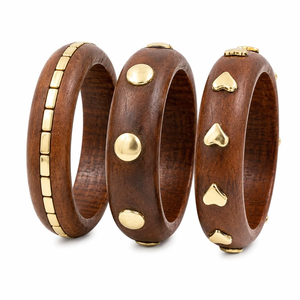 Bracelets en bois faits à la main, écologiques, magnifiques et design, pour femmes et filles - Product Image 6