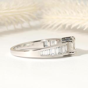Bague demi-éternité empilable en or massif 14 carats avec diamants de laboratoire taille Asscher et baguette, bijoux fins, alliance de mariage en diamants de laboratoire - Product Image 5