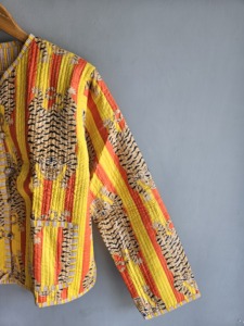 เสื้อแจ็คเก็ตผ้าควิลท์ คอวี แขนยาว ลายสัตว์ สีเหลืองส้ม บุด้วยโพลีเอสเตอร์ สไตล์ฤดูใบไม้ร่วง ติดกระดุม ของขวัญสำหรับเธอ - Product Image 3