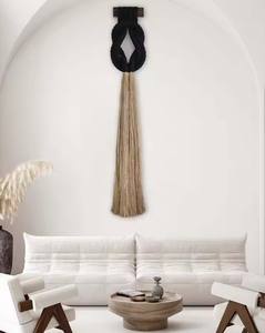 Décoration murale en macramé fait main avec un design à nœuds, art mural en corde de coton bohème, décoration murale moderne pour la maison - Product Image 4