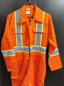 Overol de Trabajo Transpirable Personalizado de Poliéster Resistente al Viento de Alta Visibilidad con Múltiples Bolsillos, Ropa de Seguridad Unisex con Impresión Digital - Product Image 3