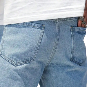 Pantalones Cortos de Mezclilla para Hombre, Color Azul Claro, Transpirables, Lavados, Desgastados, de Algodón, Corte Recto, Rasgados, Casuales, de Verano, con Cinco Bolsillos, Botones y Cierre - Product Image 4