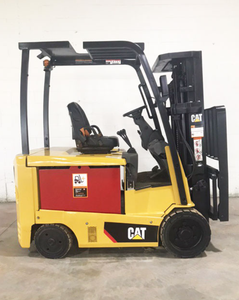 รถยกไฟฟ้ากำลังสูง Caterpillar EC30N2 ความจุ 6000 ปอนด์ - Product Image 4