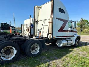 Camion tracteur diesel haute performance 6x4, tête motrice, véhicule de transport de marchandises lourdes pour le transport longue distance - Product Image 4