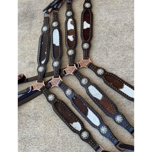 Ensemble de têtière et collier de poitrine en cuir repoussé de qualité de luxe avec l'essentiel de la garniture de point de dos pour l'équitation - Product Image 1