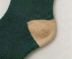 Chaussettes ras du cou pour femme, vert foncé et beige, tricotées, respirantes, pour usage quotidien, longueur standard, couleur unie, automne - Product Image 5