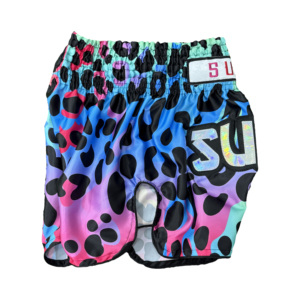 กางเกงมวยไทยย้อนยุคแบบยูนิเซ็กซ์ ทรงคลาสสิกแบบไทย ชุดออกกำลังกาย MMA ปักลายด้านหน้า ปรับแต่งได้ด้วยเทคนิค Sublimation สำหรับศิลปะการต่อสู้ - Product Image 6