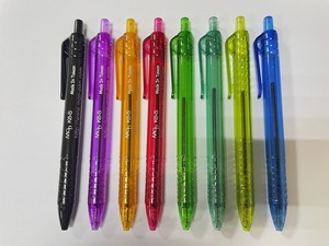 Bolígrafo de Plástico PET Reciclado de 0.7mm para Oficina y Escuela, Tinta Multicolor - Product Image 4