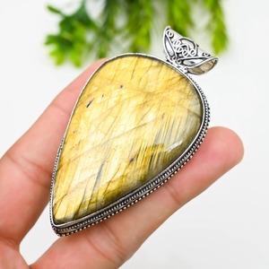 Pendentif en argent sterling 925 fait main, labradorite jaune éclatante, bijou fantaisie bohème - Product Image 4