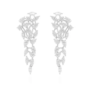 Boucles d'oreilles pendantes en diamant poire CVD cultivé en laboratoire de 4,67 carats, or blanc massif 14 carats - Product Image 1