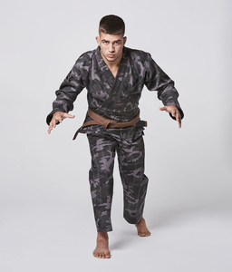Kimono de Jiu Jitsu Brasileño BJJ Premium para Hombre - Cómodo y Transpirable - Ideal para Todos los Niveles - Product Image 1