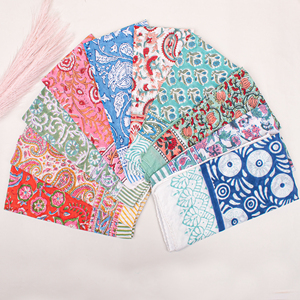 Pañuelos Cuadrados de Algodón Coloridos, Pañuelos de Verano Transpirables con Estampado Floral Étnico, Pañuelos Versátiles Unisex - Product Image 1