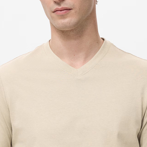 Chemise en coton pour homme à col en V, couleur unie, coupe décontractée, pour un usage quotidien, avec logo personnalisable / Design décontracté avec matière douce - Product Image 2