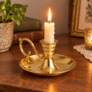 Candelabro de Latón Antiguo con Asa, Portavelas Decorativo Hecho a Mano, Bandeja Decorativa para Mesa, Decoración para el Hogar y Bodas - Product Image 3