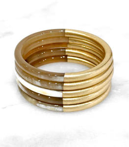 Most and Hot Sell Buffalo Horn <b>Bracelet</b> Used to create versatile and natural looking statement pieces and <b>stacked</b> bangles. - Product Image 1