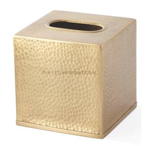 Boîte à mouchoirs décorative et distributeur de mouchoirs en papier avec poignées en acier inoxydable texturé martelé pour salon et salle de bain - Product Image 1