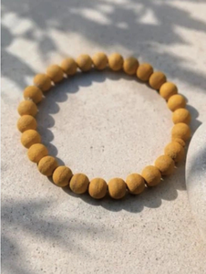 Bracelet perlé en curcuma naturel (Haldi) – Vente en gros, fait main, biologique, à base de plantes, Mala extensible, unisexe, bijoux spirituels - Product Image 3