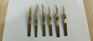<b>Titanium</b> Gold High Quality Durable 10mm Smooth Tip Stainless Steel Eyebrow Tweezers Customizable Packaging & Logo - Product Image 2