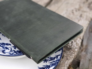Porte-menu en cuir véritable de qualité supérieure, porte-menu avec clip, dossier de menu, vente en gros, couverture de menu pour restaurant, panneau de menu personnalisé ALM-0076 - Product Image 3