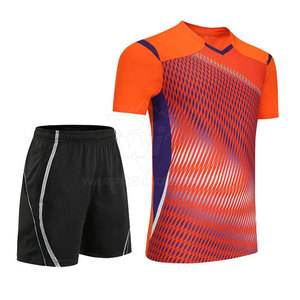 Uniforme de tenis de tela de alto rendimiento que absorbe la humedad, diseñado para jugadores profesionales y casuales. - Product Image 3