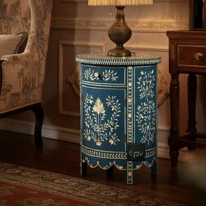 Table à tiroirs en os incrusté de la marque ILAHI, design moderne, détails en agate, rangement à trois niveaux, meuble portable pour la maison - Product Image 1