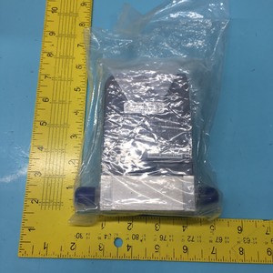 Controlador de Flujo Másico Aera FC-980, MFC, SiH4, 500 - Equipo y Piezas de Semiconductores de Confianza de Marca Global - Product Image 3