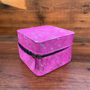 Nouveau à la mode Vintage Western fabriqués à la main métallique cheveux cacher fourrure cuir boîtes à bijoux mignon voyage essentiel stockage minimal - Product Image 2