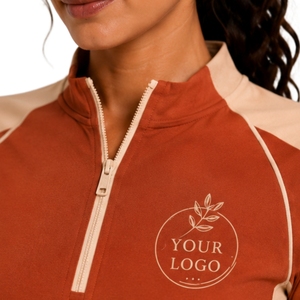 Conjunto Deportivo de Camiseta y Pantalones Cortos para Mujer, Color Naranja Óxido y Beige, con Media Cremallera, de Secado Rápido, Manga Corta, para Fitness, Gimnasio, Running, Personalizable - Product Image 6