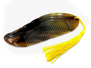 Peigne à cheveux artisanal en corne de buffle de la meilleure qualité, naturel, sculpté, moderne, démêlant, cadeau de mariage, objet de collection, durable, jaune - Product Image 2