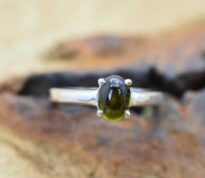 Anillo de Turmalina Verde Hecho a Mano en Plata de Ley 925, Elegante Anillo con Piedra Preciosa, Regalo para Ella - Product Image 5