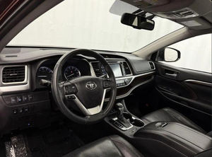 Voiture d'occasion Toyota Highlander Limited 2016, essence, moteur 3.5L V6, transmission automatique, transmission intégrale. - Product Image 3