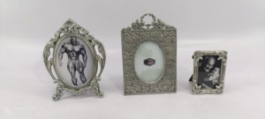 Brass <b>Antique</b> Pure Brass Material Casting Home Decor Wedding Use Photo <b>Frame</b> with Flowers Design - Product Image 2