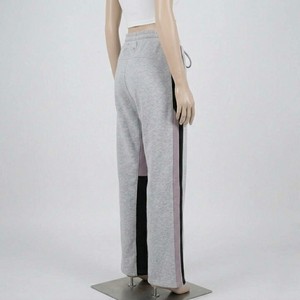 Pantalones Deportivos Grises de Pierna Ancha para Mujer, con Cintura Ajustable con Cordón y Raya Lateral, Corte Holgado Informal, Tejidos, Estilo Otoñal - Product Image 3