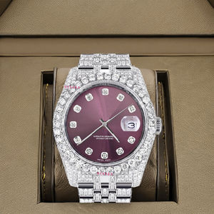 Montre analogique Moissanite méticuleusement faite à la main-Set à 100% mains par des artisans indiens qualifiés, montre Hip Hop Moissanite abordable - Product Image 1