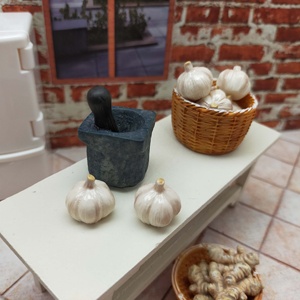 1:12 accesorios de casa de muñecas en miniatura escena de cocina triturador de ajo y modelo de ajo - Product Image 2