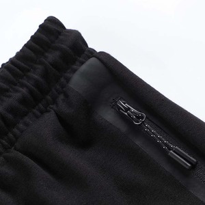 Shorts en molleton noir pour homme, 100% coton biologique de luxe, pré-rétréci, certifié GOTS, coupe classique confortable, shorts de sport de qualité supérieure - Product Image 4