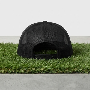 Gorra Trucker Negra para Hombre con Malla Trasera y Cierre Ajustable, Estilo Béisbol, Bordado Tono sobre Tono, Casual Streetwear - Product Image 5
