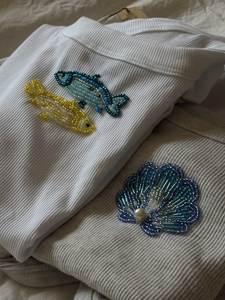 Top de Tirantes Bordado a Mano Personalizado con Diseños de Hilo y Cuentas Decorativas para Colecciones de Moda - Product Image 6