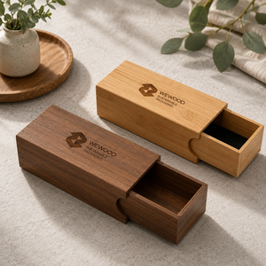 Boîte à tiroir coulissant en bois massif sur mesure avec finition en bois naturel pour l'emballage de produits haut de gamme - Product Image 1