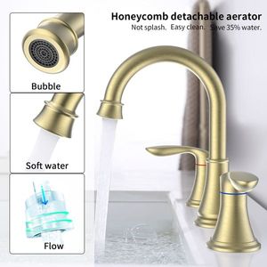 Rubinetto da Bagno Dorato Spazzolato da 8 Pollici con Doccetta Girevole a 360° e 2 Maniglie per Lavabo - Product Image 4